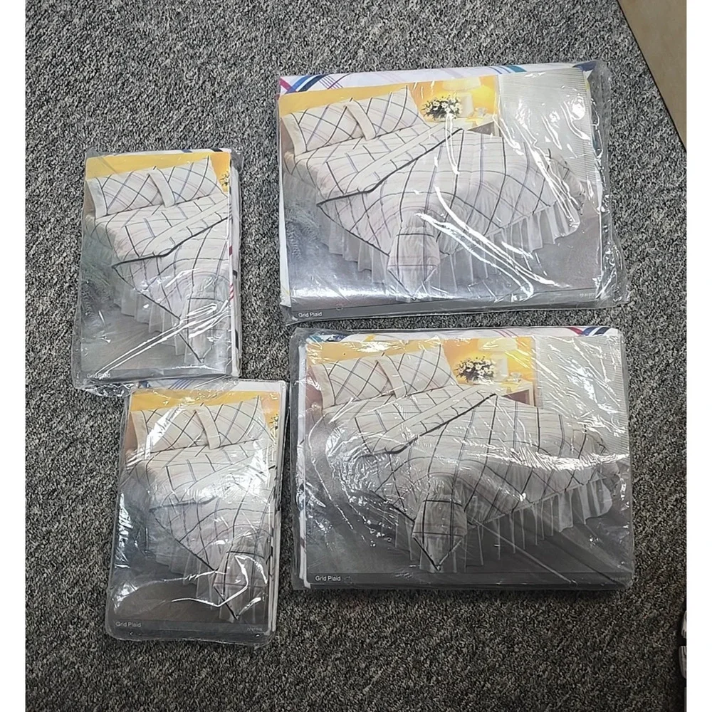 NEW Lot of 4 JC Penney‎ Lee Wright Grid Plaid Flat Fitted Sheet & Pillowcase Set